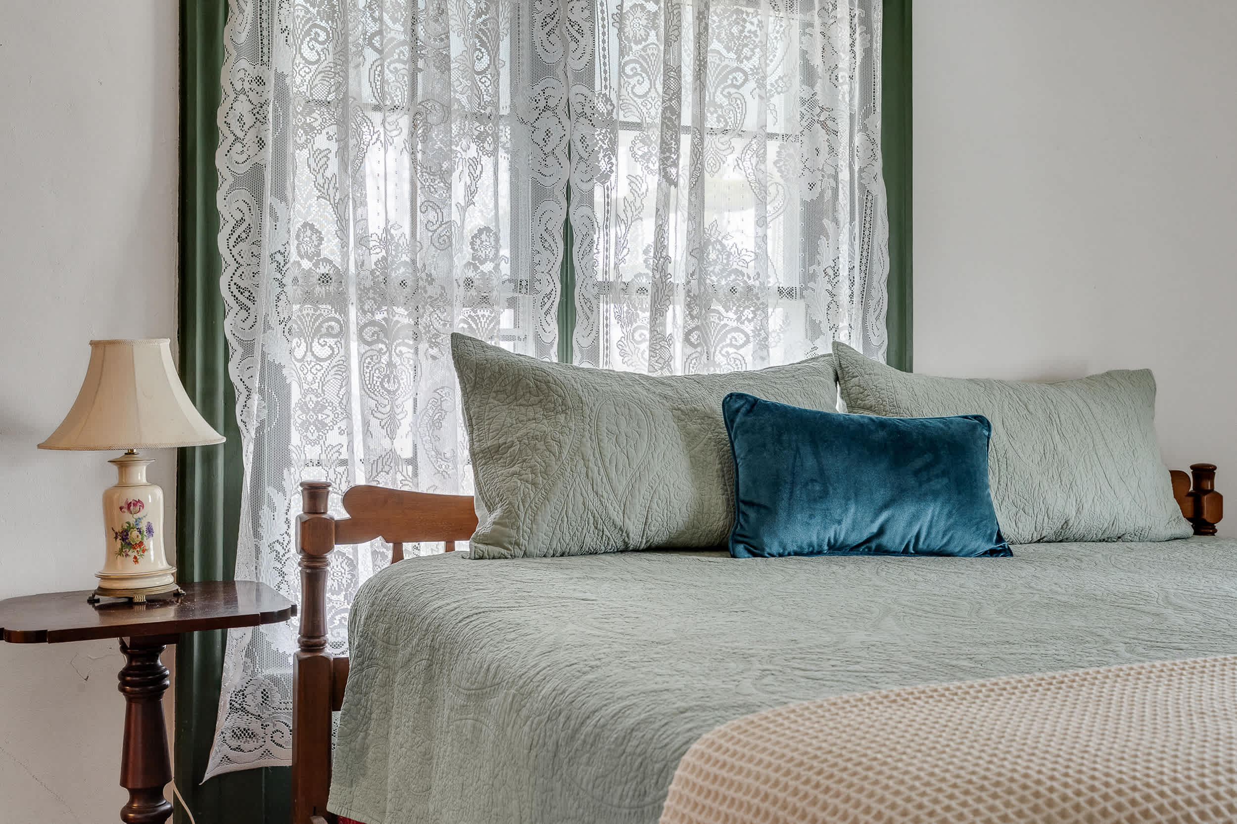 Whitford House Bed and Breakfasts - East Room